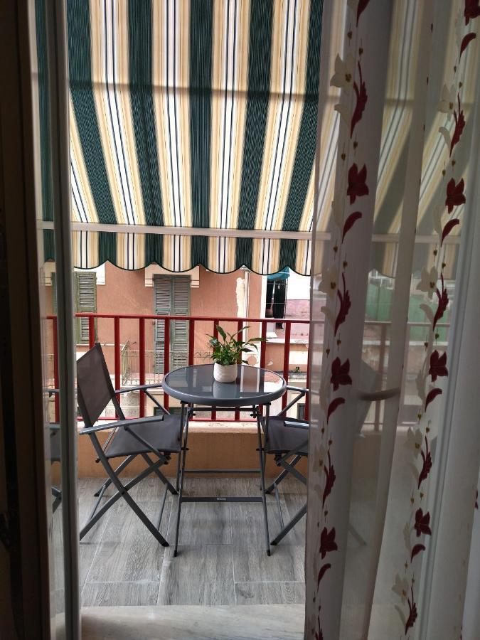 La Casa Di Sonia Hotel Savona Exterior photo